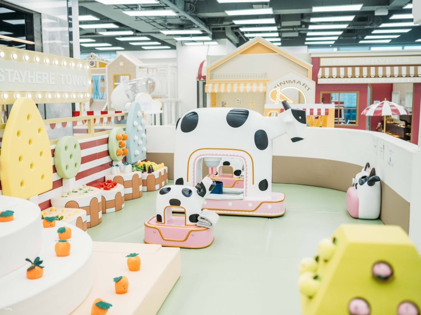 Stayhere Town in Kwun Tong - Photo 1 of 10